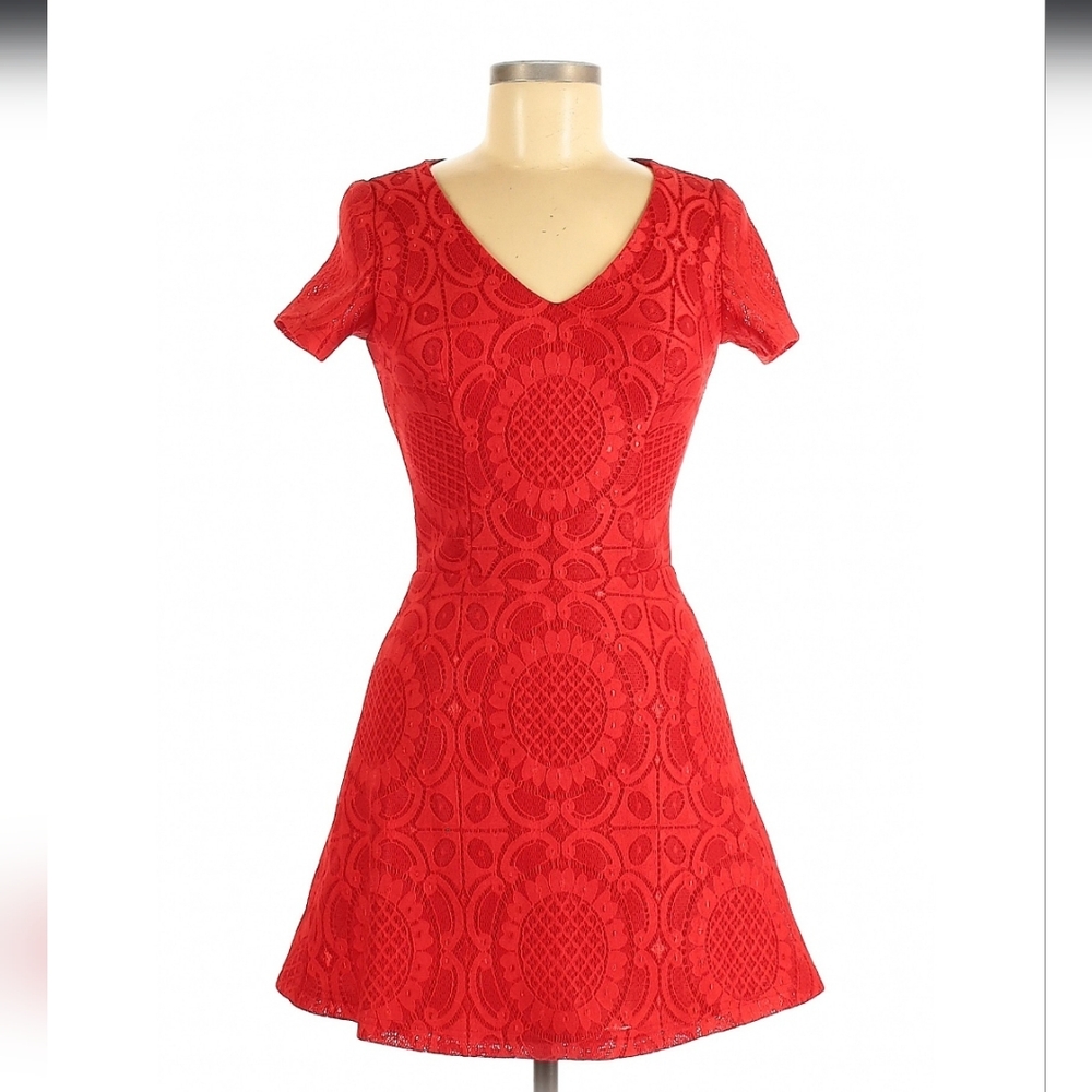 CHI CHI LONDON COCKTAIL DRESS